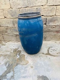 قيم • للبيع