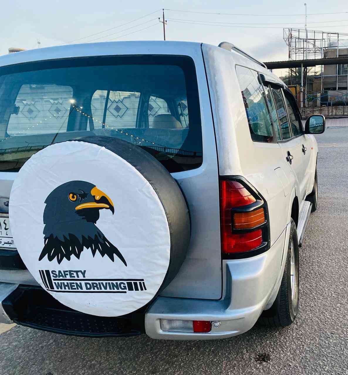 السعر 68 الاستفسار*********** مسيوبوشن باجيرو 2002 مكفولة كفاله عامه من ضربة وصبغ وتبديل مكينه كير حداديه جديده تخم تاير  السياره فول مواصفات فور ويل 7 راكب ويل كب كروم مكينه كير مكفولات بسمنه مشروع وطني سنويه 2029 السياره جديده وجاهزة بمعنه الكلمه جاهزه علا اخر حبايه ماناقصهه برغي مال جناي مكان السياره كربلاء
