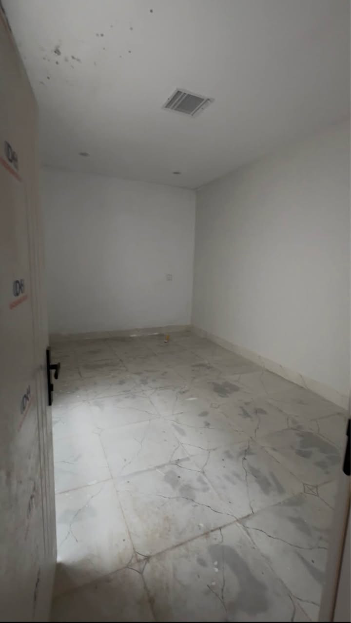 بيت لبيع  فول مواصفات ١٠٠ متر 
سعر ٤٨ مليون مجال
عنوان (دروازة)
***********
*********** كركوك, العراق
