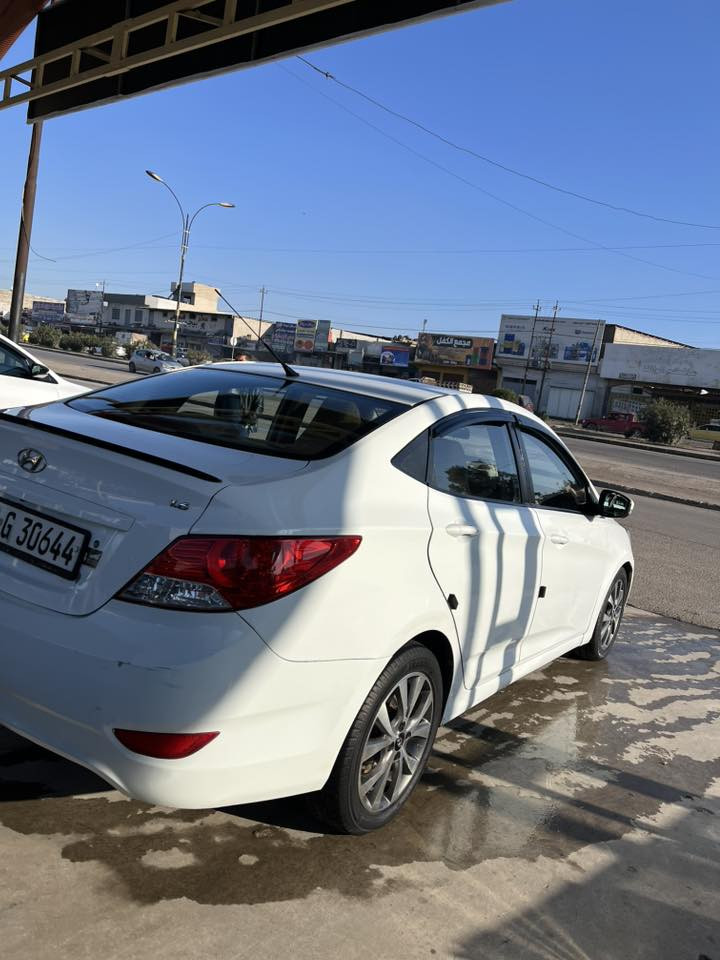 هونداي اكسنت 2014محرك 16كير ATمرغوب تحويل شرط صاحبه شرعي موجود تحكمات ستيرن شاشه  بيها نص جاملخ وبيها بدايه سقف شويه مال تيب مال جام  السياره كلش حلوه شراي يتصل واتساب فقط  ***********
