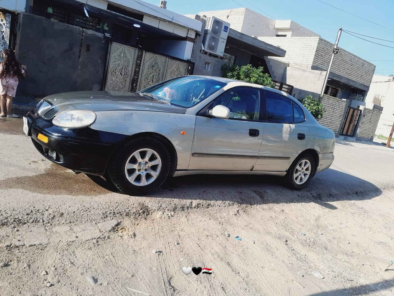 دايو لكنزا 2001رقم ديالى بسمي كير عادي تبريد شغال محرك كير مابيهن شي
ومحرك 1600,مفتوح كهربائياته كامله مكانه بغداد الشعب 
السعر 27بيه مجال اني مكلف بالنشر الاتصال
***********
