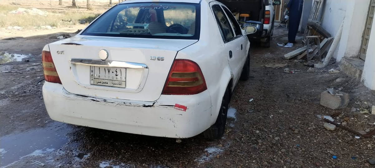 سلام عليكم سي كي. مديل2013 حدادية نص عمر تايرات نص عمر. محرك مكفول سياره ضربته. مئشر عليها جاهزه من كلشي تحويل ثاني يوم مضمون سعر27 وبيها  مجال ***********
