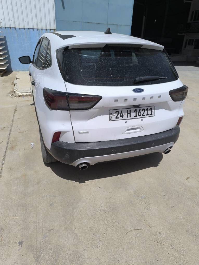 Ford escape 2020
فورد اسکیب 
مودیل ٢٠٢٠ 
ایک قتعە سبخ بێ داخلی بێ ایرباگ
69000 کیلومتر چویە 
سندوق تنێ سبخە 
مکینە ١.٥ توربویە 
١٨١ هەسپە گەلەک قەویە 
مکینە ٣ پستن
اوتو ستوپ ،رادار ،گێر ماوس ،بریک اوتو و گەلەک مواسەفاتێن دی
ترومبێل یا ل دهوکێ
  

,سعر 133 ورقە و پیچەک مجال 
تلفون *********** دهوك, العراق
