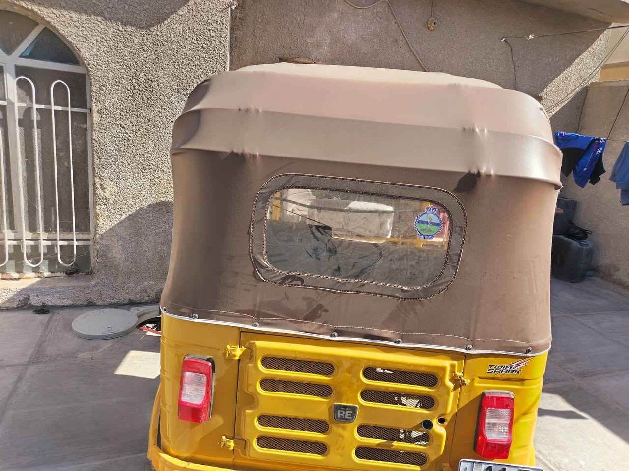 السلام عليكم تكتك للبيع 20 مرقم سنويه كامل تحول بغداد حي النصر   واتساب *********** او اتصل سعر 6و800 بيه مجال
