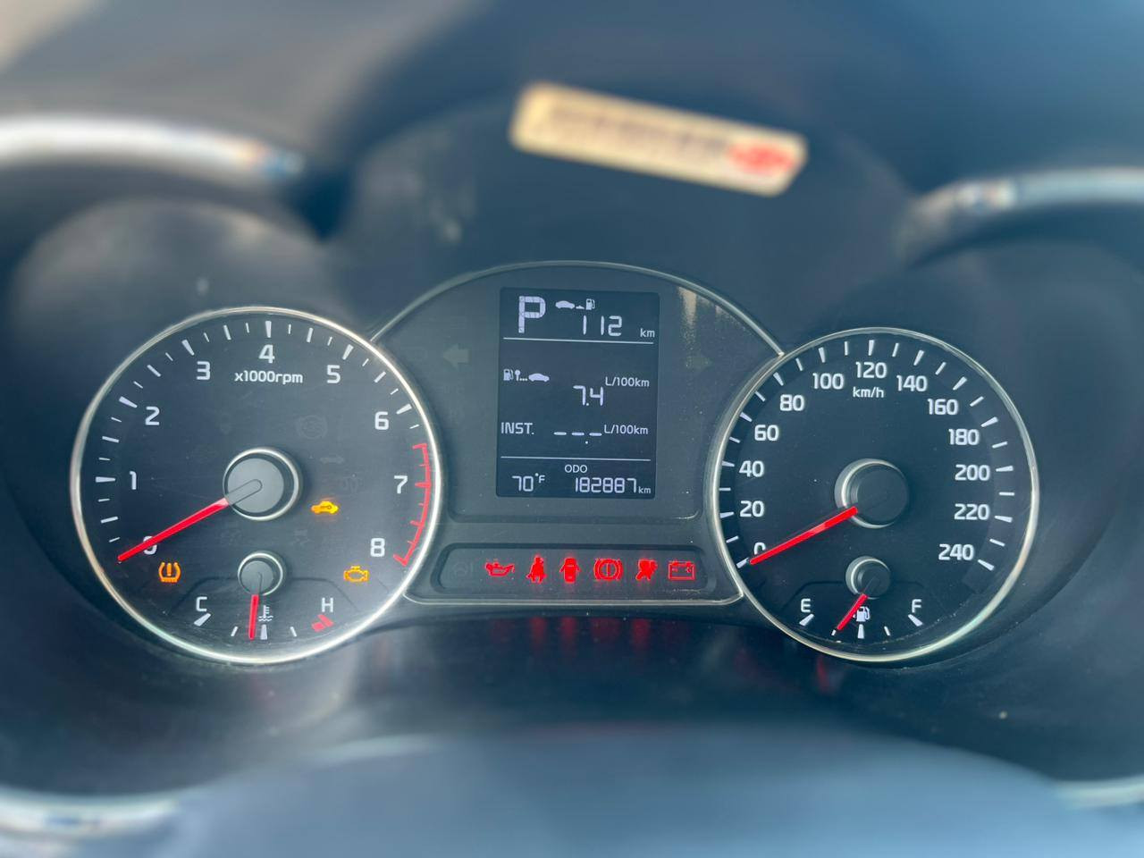 سلام عليكم سيراتو 17 رقم مثنى مداور ثاني يوم مكفوله من الفتح والتبديل مكينه 1600 كير حداديه ومكينه شرط السونار مرفوق. البيع او مراوس. السعر 118 وبيه مجال *********** مكان سماوه
