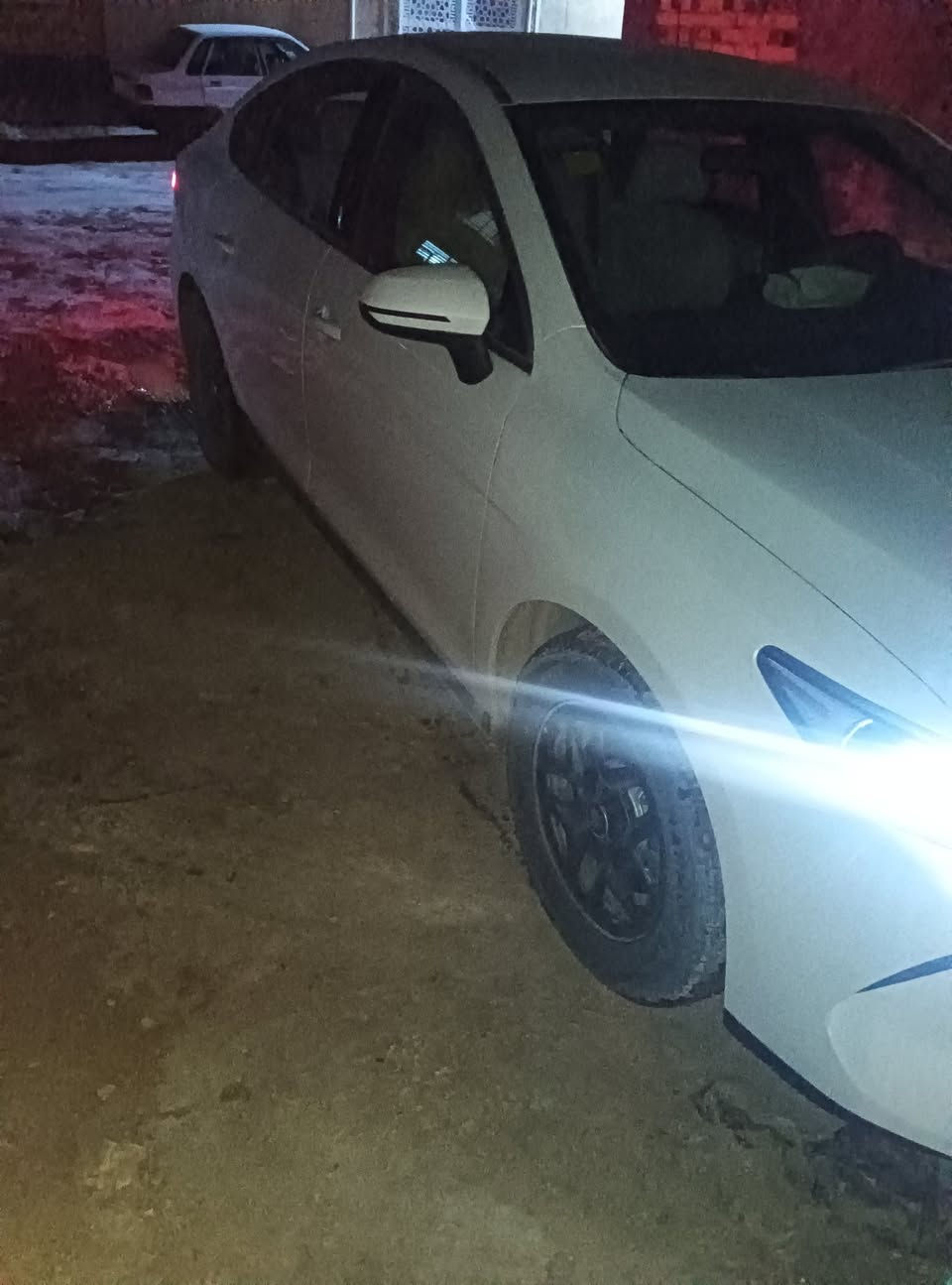 موديل 25 بي واي دي ***********
