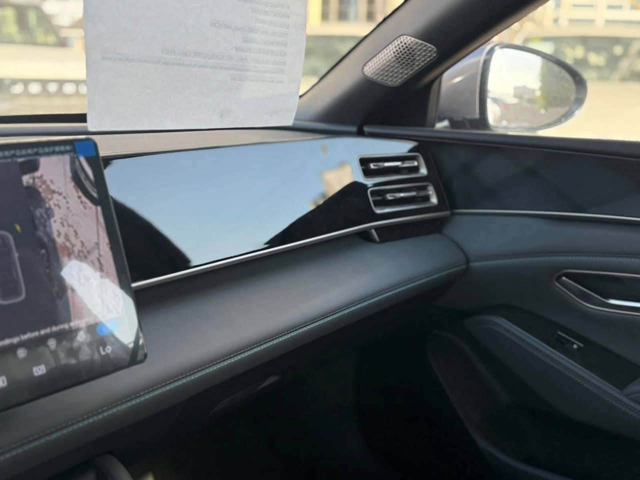بي واي دي كن L
مراوس ويه كروس وارد 

موديل 25

محرك 1500 DMI بلكن هايبرد

خمس كاميرات

بطارية 90 كيلو

2100 كيلو تمشيك من تفول بانزين تنسى البانزين خانه

بانوراما

هاند بريك بصمة

كرسي كهرباء

مقاعد جلد

تشغيل عن بعد

رادارات

كارت وبصمة

مع شاحن جاهز متحتاج ايرث

رقم بغداد مميز باسمي

طعجة خفيفة بالبنيد ما مصلحها

كسر صغير بالشباك مصلح

لون فيلي مميز  

شاشه كبيره قلابه 

كاميرات 360 درجه 

ويل نيكل حجم ١٧

داخل رياضي دشبول فابيانو بلاك 

منفذ شحن عدد 2 قطعتين تبريد  

اوامر صوتيه فول تحكم ستيرن 

اوتو هولد .

السيارة تقارن مع الكامري 

وبعد هواي مواصفات


**إذا كنت صاحب هذا الإعلان وتريد حذفه لأي سبب، رجاءا أرسل رسالة إلى الدعم الفني**