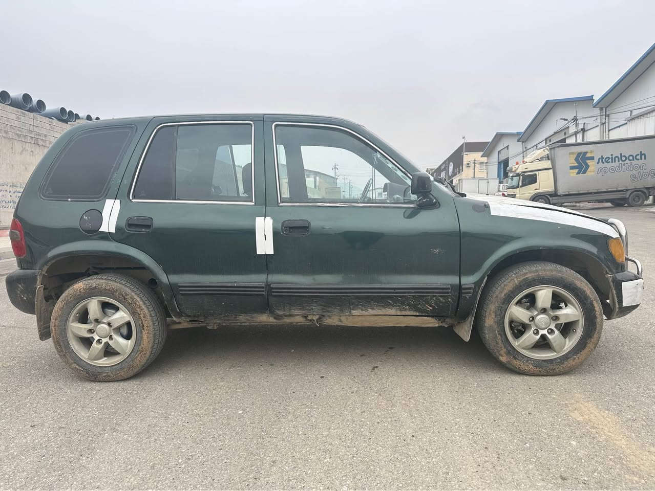 ***********علوج علوج
كييا سپؤرت تاج مؤديل1996
علوج مالي مه ده ني به شه رت
گيرو مه كينه. به شه رت
ده بل ئه كسل قورسو سوك
مه كينه ي. تؤزي سه وتي. ياتاقي تيايه
مه كينه ي 8كابليته ره
جوار جام كاره باي 
هيج ته قه و ره قه ي نييه به شه رت
 كامل كاره باي و فلجه و لايتو زينون فولو هه مووي ئيش كات تاقم تايه تازه يه
سيعري 13 گه لاو. معامه لي. برايانه گؤرينه وه ش. ئه كه م له سه ر دل گرتن له سليمانيم*********** السليمانية, العراق
