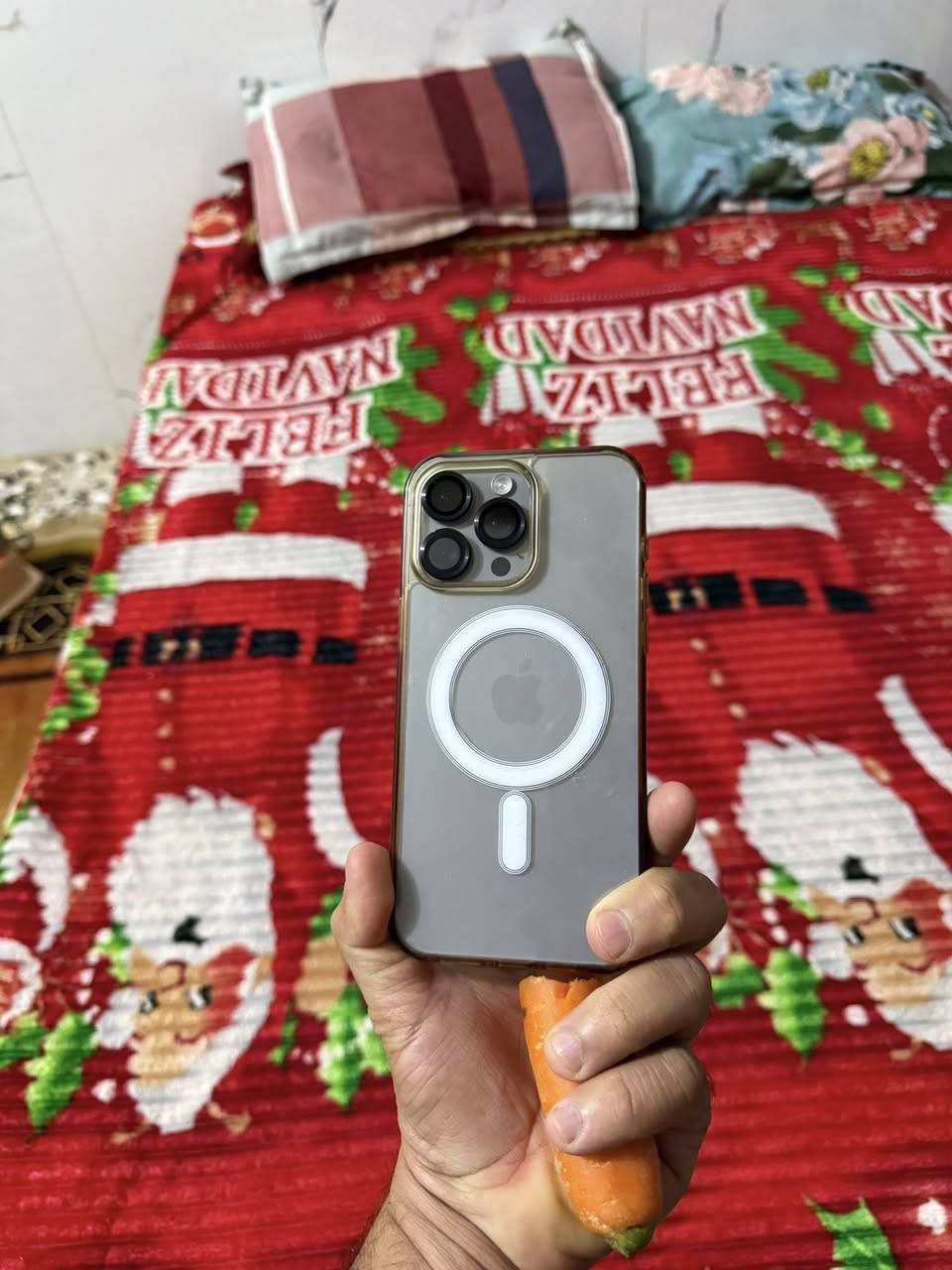 سلام عليكم جهاز 15برو ماكس شرق اوسط. ماستر. نضافه فول  بطاريه ٩١مكاني مدينه الصدر هاذ رقمي وموجود وتساب ***********
