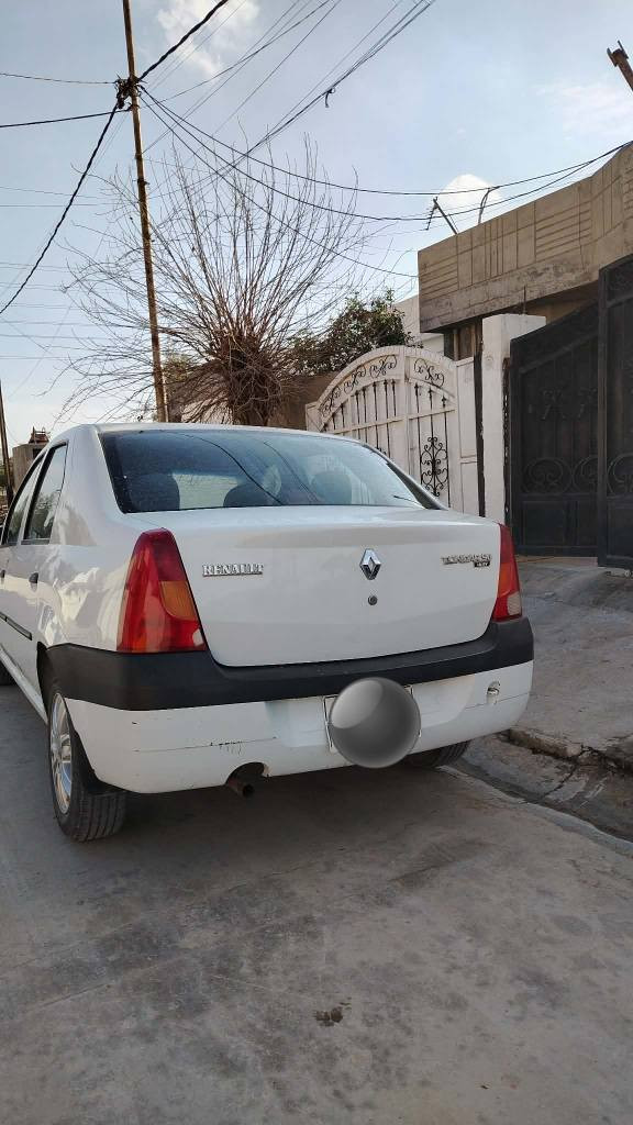 السلام عليكم رينو لوكان  رقم اربيل موديل 2013 كير محرك بشرط تدفئه وتبريد جامات كهربائي بريك ABS بي دفتر بنزين شرط تحويل سعر 53وبي مجال 
***********
*********** كركوك, العراق
