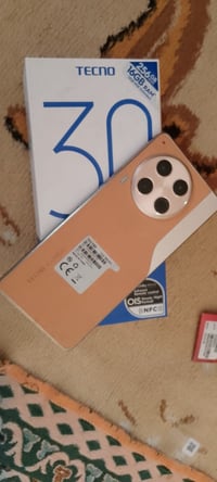 كامون 30 4G • ٢٥٦/١٦ جيجا • بطارية ٥٠٠٠ ٧٠ واط