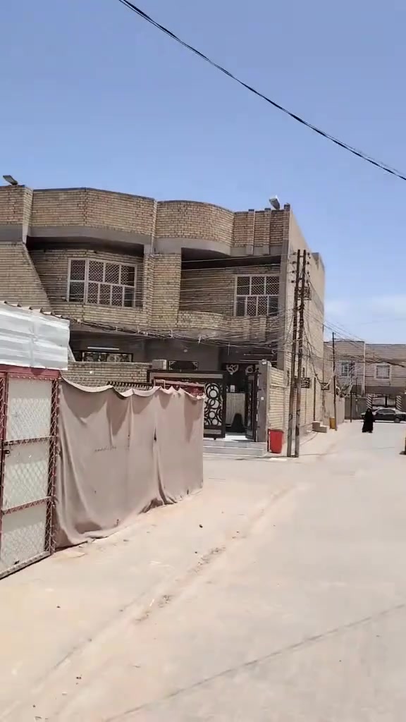 دار للبيع حي ميسان قطاع المساحة ١٠٠ متر 23 خلف شارع الكيات على مشتل كونكريت مسلح طابق واحد غرف صالة مطبخ استقبال صحيات ***********  يباع على  مبادرة اذا موجد استمارة
