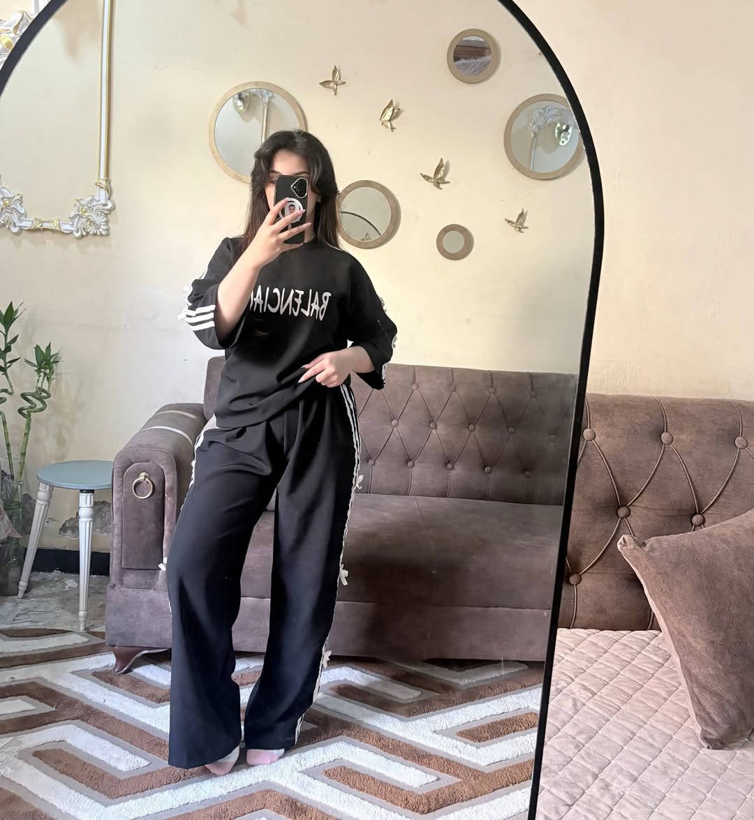 هلو بنات سعر القطعه ع 7 تالاف الدشداشه أما التراكسود ع 15يوجد لدينا خدمه توصيل  للجميع


**إذا كنت صاحب هذا الإعلان وتريد حذفه لأي سبب، رجاءا أرسل رسالة إلى الدعم الفني**