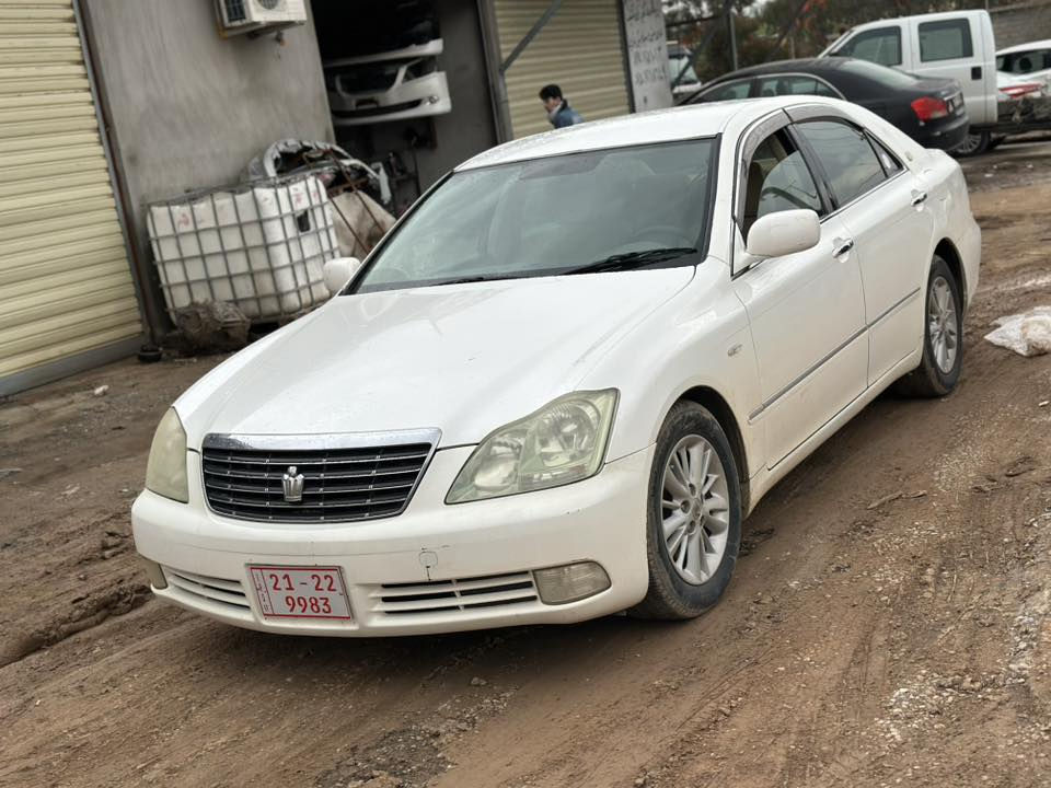 شاهینەی ٢٠٠٥ براوەی ٢ دوگموی مەکینەی ١٨٢  رۆیاڵ ***********
