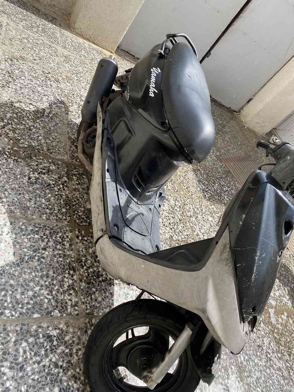 دراجه للبيع سعرها ٣٠٠ وبيه مجال نقص سلف  مكاني بغداد بياع لشراي يتصل ***********
