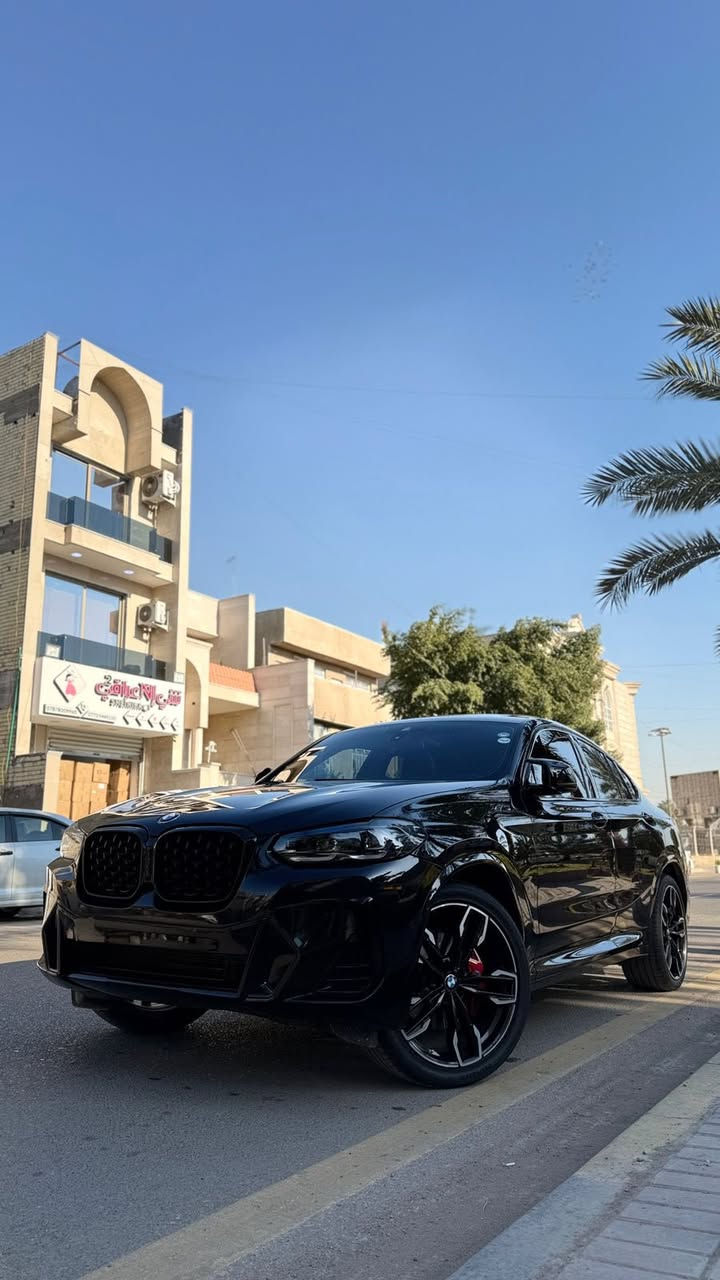 السلام عليكم bmw x4 M40i 2023
المواصفات 
محرك B58 ستة سلندر
كت M كامل وكالة دعاميات + ستيرن 
فجوج بريك M لون احمر
اكتف اكزوز M
كاربون فايبر وكالة
داخل اسود
بانوراما 
كراسي كهرباء + خزن
تدفئة كراسي + ستيرن
صندوق كهرباء شفط + حركة قدم
دخول ذكي
اكس درايف
كاميرا خلفية
4 مناخات تبريد
حزامات اكتف
سماعات هارمن 3D
لايتات ادابتف اندفجول شدو لاين
شباج اندفجول شدو لاين
رادارات امامي + خلفي + جانبي
انارة ترحيب
تحذير فتح الابواب 
كار بلي + اندرويد اوتو
ويل 21 
انارة داخلية 8 الوان 
تشغيل عند بعد  
تخم تاير جديد 
برمجة كيجات m (330km)
بدون ايرباك بدون صبغ صفر مسج شرط الفحص (سيارة بيها تعديل pdr 10 سم و الجاملغ مفتوح و مرجع من امريكا نفسه )ماشية20000 الف ميل  32000كم قايل للزيادة
السعر 475 وبيها مجال بسيط 
تحويل ثاني يوم سيارة باسمي و باج تضليل 80% فعال   
***********
