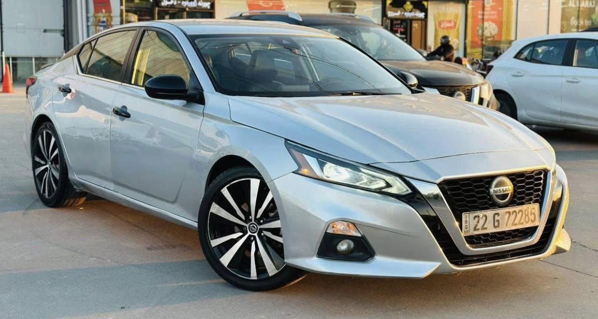 للبيع التيما SR
السعر 140

***********

موديل 2021 

الون سلفر 

شفتات ستيرن 

تثبيت سرعه 

شاشه لمس 

رادار 360 درجة 

كاميرا خلفي 

ويل بلادي 

تايرات جديد 

ماشيه 60 

كشن جلد+كهرباء 

لايتات زنون بلادي 

كير مكينه بشرط 

حادثها بونيد وباب خلف السكن بدون قطرة دواخل بشرط الفحص 

1N4BL4CV9MN388794

رقم سنويه جديد تحويل ثاني يوم 

مكان ديالى شهربان
