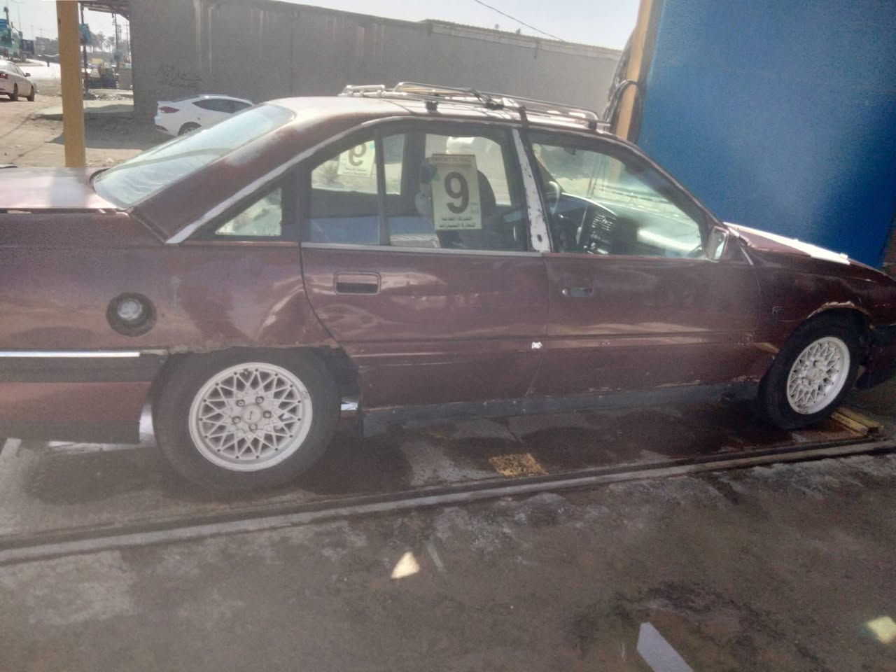 السلام عليكم للبيع اوبل اوميكه مكينه كير جدد حداديه زينه تخم تاير جدد سياره بس كشرهه شويه تعبان راعيهه ما اندله سنويه منتهيه ب 22السعر 8وبيهه مجال مكان السياره الديوانيه غماس وهذه راقمي ***********
