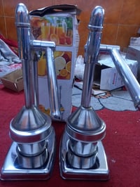 معصارات يدوية • للبيع