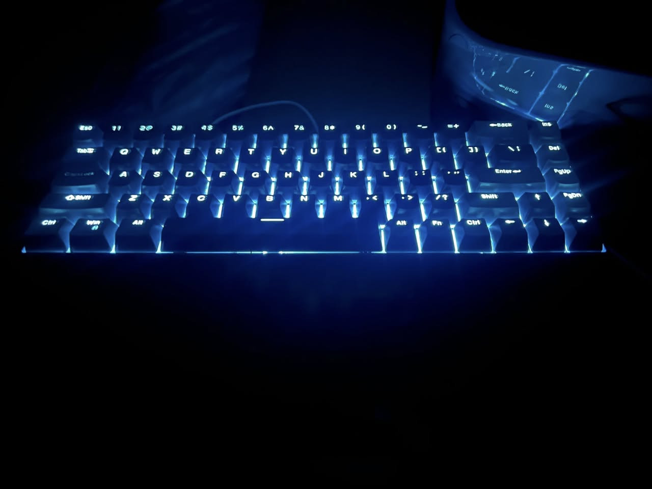 سلام عليكم
كيبورد
magegee M-K box plus 
اوبن بوكس 
وايرليس 
السعر 35الف


**إذا كنت صاحب هذا الإعلان وتريد حذفه لأي سبب، رجاءا أرسل رسالة إلى الدعم الفني**