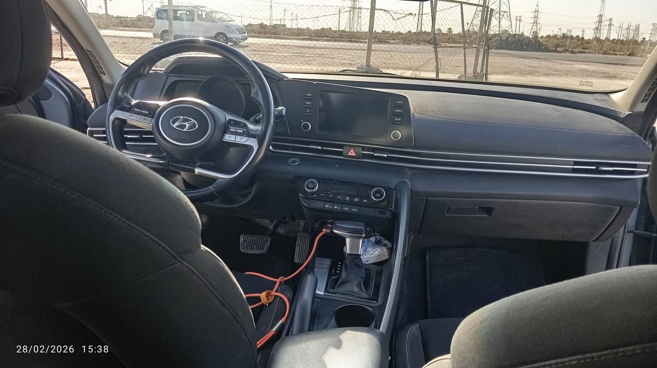 السلام عليك رمضان كريم النترا موديل 2021  امريكي تبديل جاملغ وباب صبغ وضربه بل جاملغ اخلفي خفيفه كير ومحرك 200 دوش بصمه حساسات بل مري حساسات خلفيه شاشه تخم تغير حداديه يعني السياره جاهزه مجهزه رقم كربلاء معوقين بعد 4اشهر واصير حره مكان السياره ذي قار
السعر 115 بيع مستعجل 
رقم الهاتف ***********
