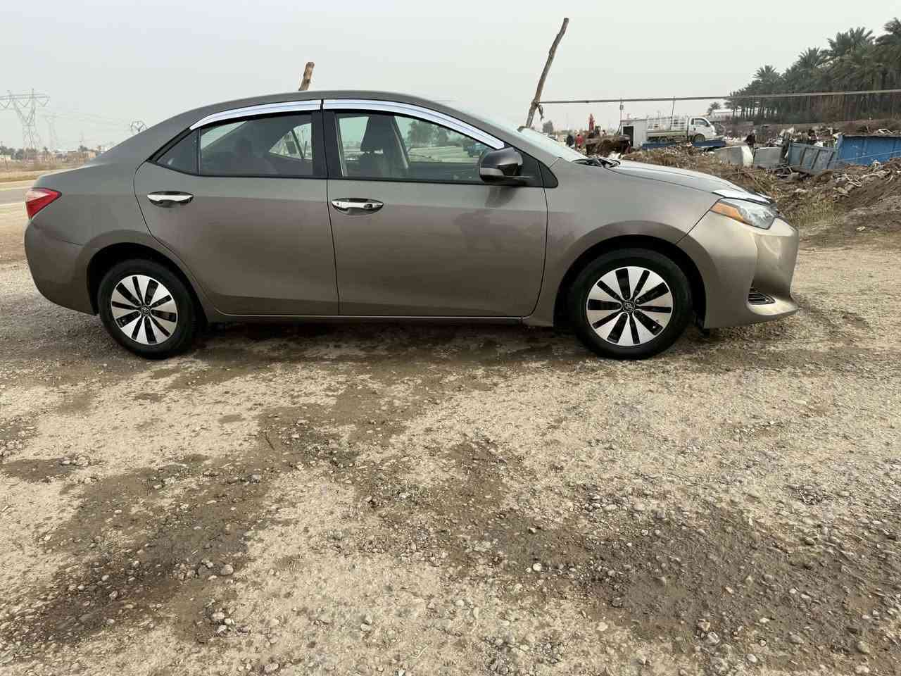 كورله موديل ٢٠١٩ ماشيه اقل ١٠٠ سياره حلووه مكان ديالى الخالص منطقت الأسود ***********
