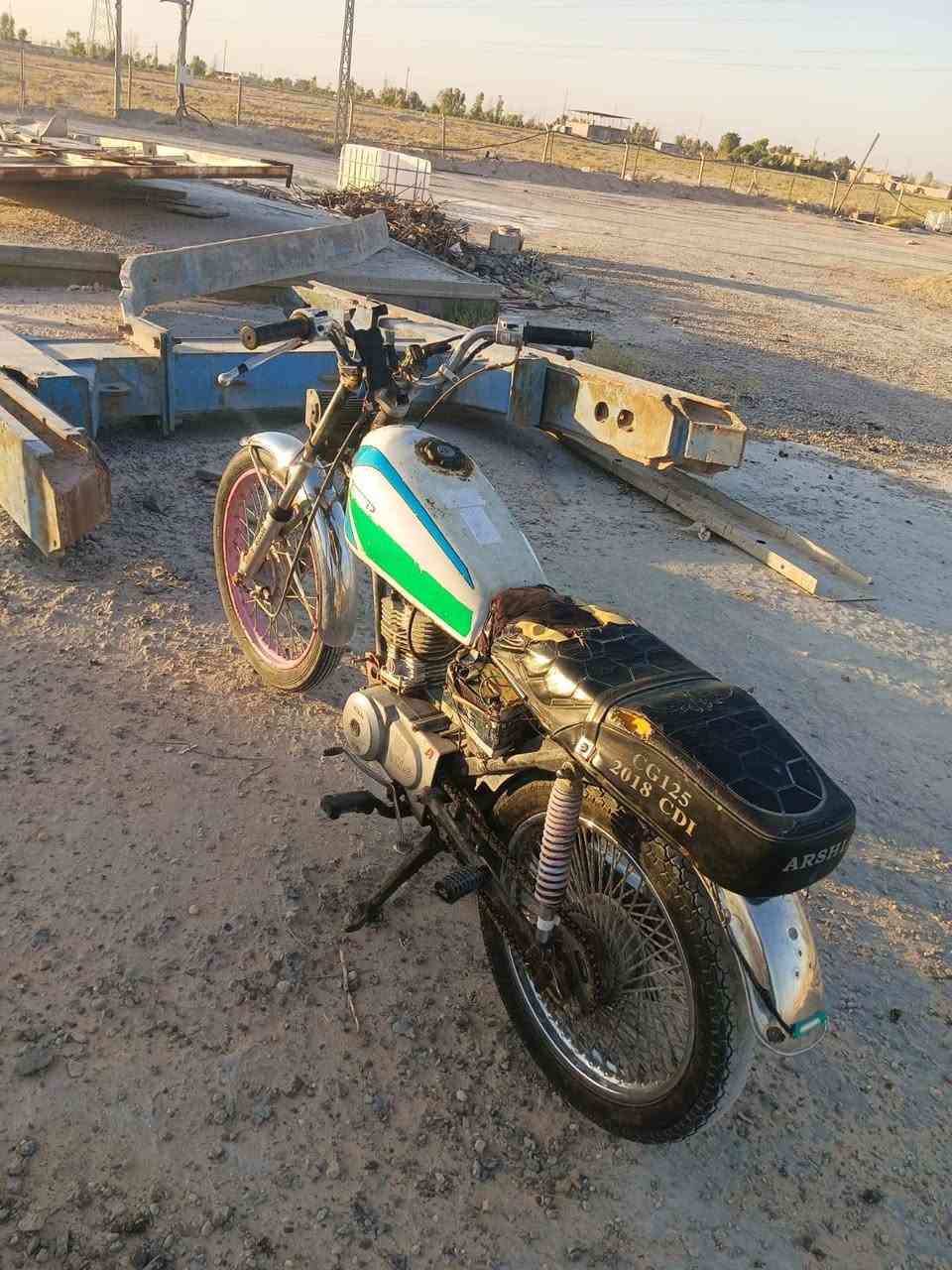 للبيع اربعه كير مديل 18 اصولي مكان النجف الاشرف حيدريه المو شراي لايراسل  رجأ سعرر 270 دراجه شوفت عينك مكينتهاا نضيفه 
الرقم ***********
