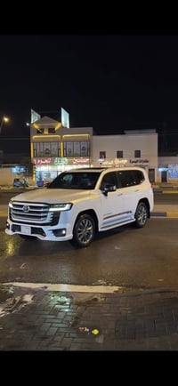 لاندكروزر VXR • ٢٠٢٢ • رقم بصره