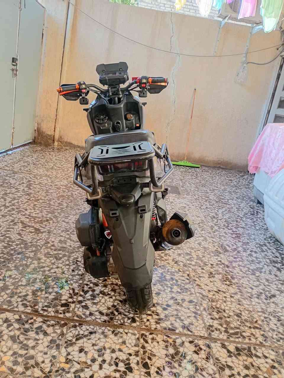 للبيع دراجه نوع سكنس الحديث مديل 2025 دراجه تشغيل عن بعد كهربايات كلها شغاله دراجه نضيفه كلش مال جناي السعر 750 وبيها مجال للشراي مكاني نجف كوفه رقمي ***********
