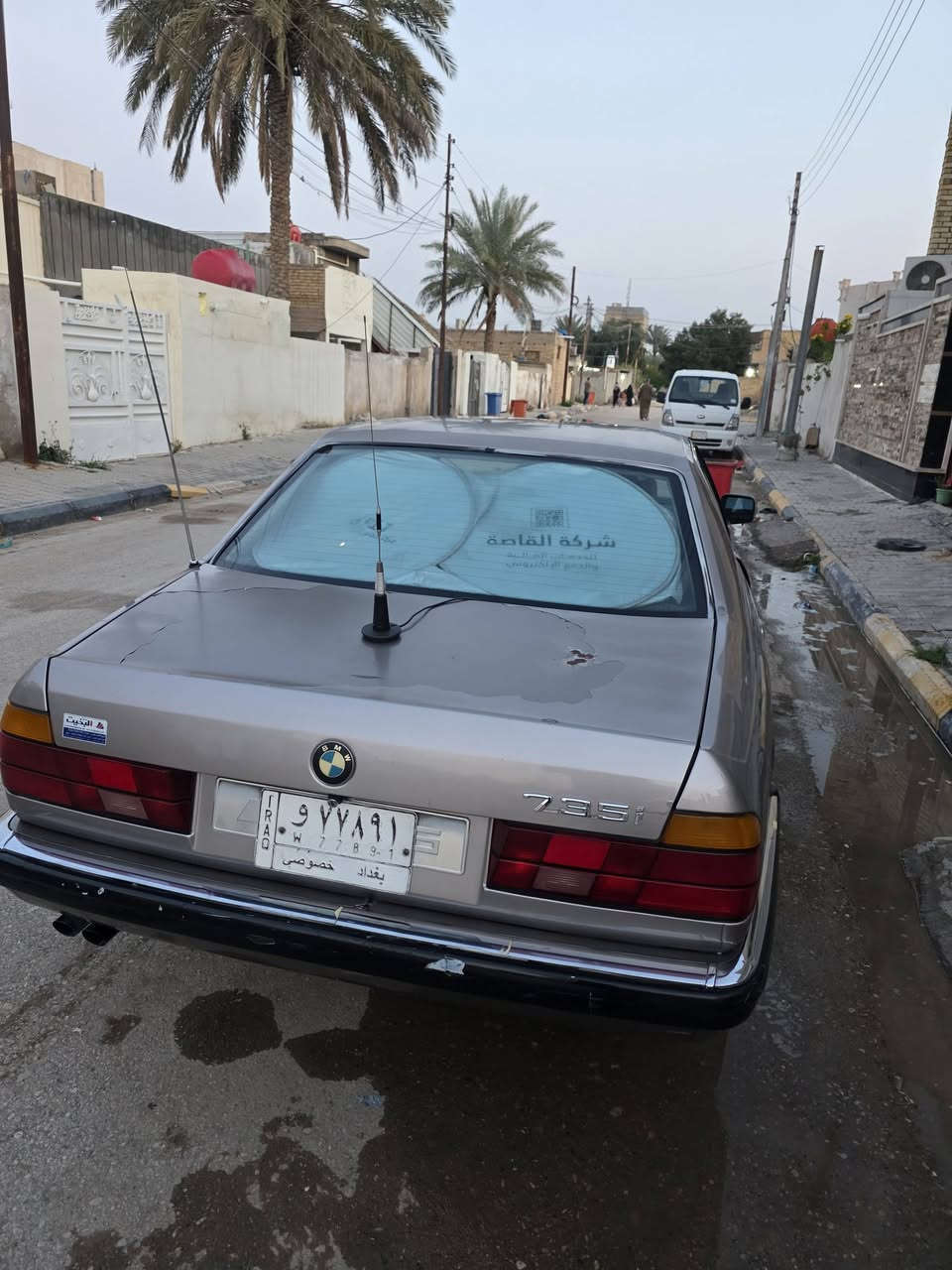 بسم الله الرحمن الرحيم 
اللهم صل على محمد وآل محمد 

سيارة بي ام دبليو BMW 
الموديل ١٩٩١ 
الحجم 735i 
المكينة 3500 
محرك وكير بلاد 👌 
تخم تاير جديد 
رقم بغداد  
جام كهرباء 
سماعات بلوتوث
مداور مباشر
مكان السيارة واسط نعمانيه 

السعر 60$ وبيها مجال 
*********** موجود وتساب
