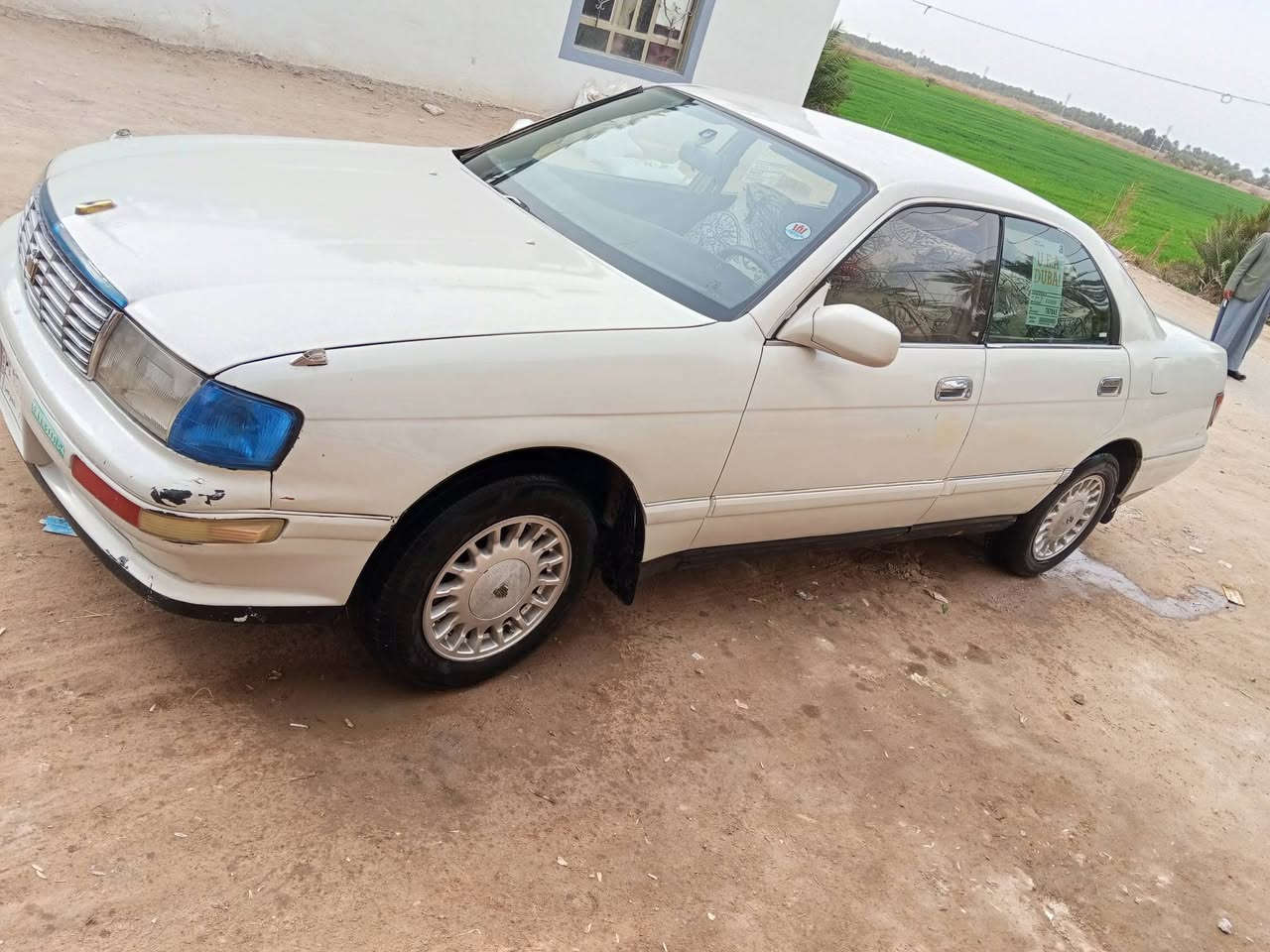 السلام عليك  كراون بطه منفصل موديل 94للبيع رقم كربلاء سياره دواخل حلوه حداديه زينه باتري جديد كير حلو  محرك 2500 ديلكو بلاد  سياره بس قماره كص والباقي مكفول ***********
