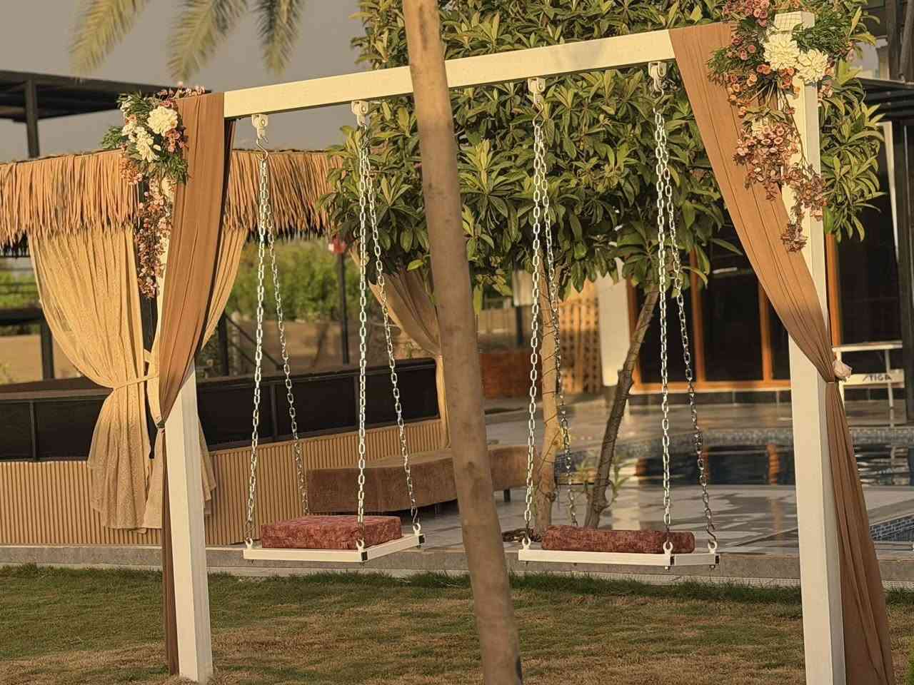متوفر حجز للاستفسار والحجز ‭٠٧٨٣ ٧٥٢ ٨٣٨١‬ مسبح أطفال وكبار إنترنيت مكان خاص لشواء جلسات اثنين ألعاب كبار وصغار مساحه دونم وربع
