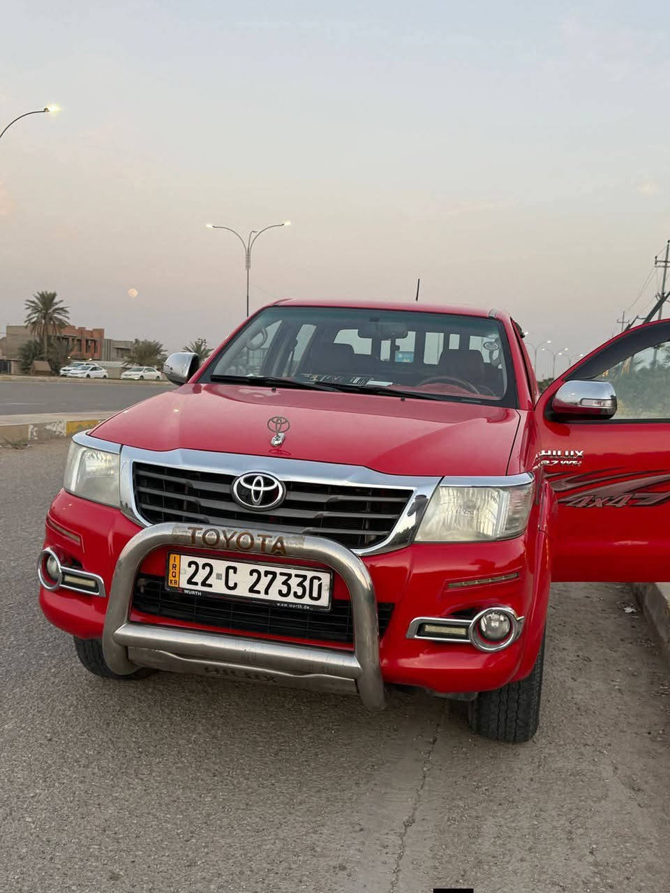 السلام عليكم تيوتا هايلوكس موديل 2014  شركه مكفوله كفاله عامه  رقم اربيل  ماشيه 160k السعر 200 ورقه وبيه مجال الشراي اتصال
 ***********
