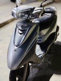 دراجه للبيع بريز ببغاء. نظيفه جيب فيتر تعال افحص. السعر مليون بيها مجا...