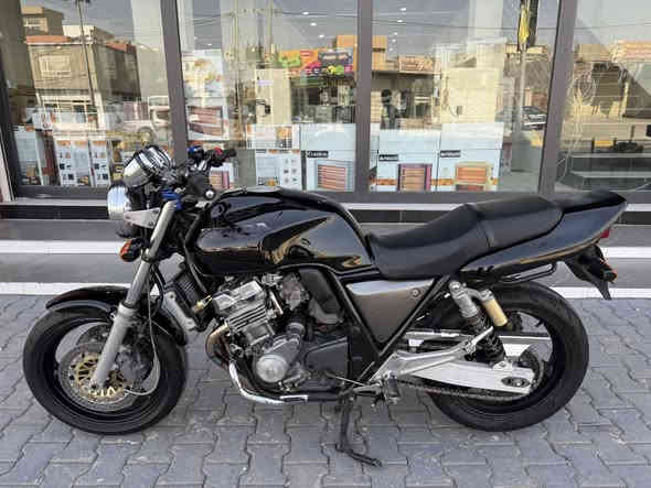 سلام عليكم للبيع 
سيبي فور جيل اول
موديل 1997
دراجه لوك 
مكفوله كفاله عامه نكره سلف بكل وقت
دراجه جديده بمعنه الكليمه احلا من صور 
أوراق موجود 
سعر 17 بيهه مجال للشراي 
مكاني كركوك 

***********📞
***********📞
