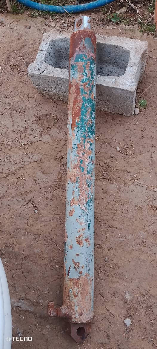 جك مع دنكير عربانه تاير حجم ٢٠ صناعته ديوانيه  مع دنكير حجم التاير ١٦ مع اكسل كيه للبيع 
ديالى الهاشمية ***********
