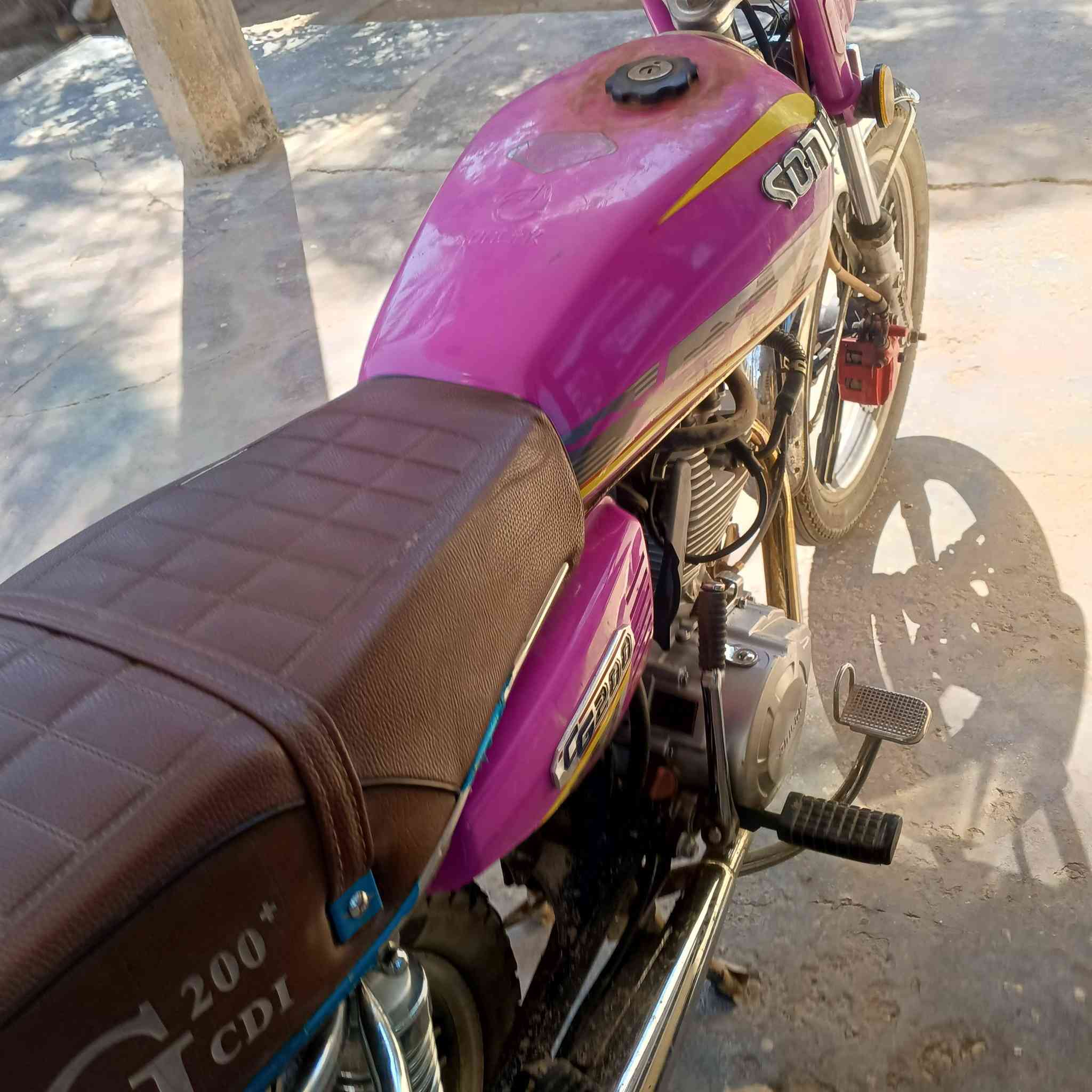 منطقه ابو عضام محرك200  مابيها اي نقص. السعر750  ***********
