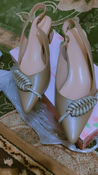 حذاء • قياس٣٩ • كوت