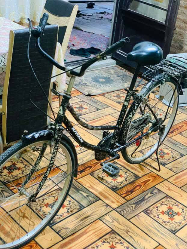 السلام عليكم
بايسكل حلو موشام بناتي حجم 26موديل 2024 بي بنجر الورا بيعلك هل موجود125 الف وبيه مجال حق جيه مكان كربلاء العطيشي ***********
