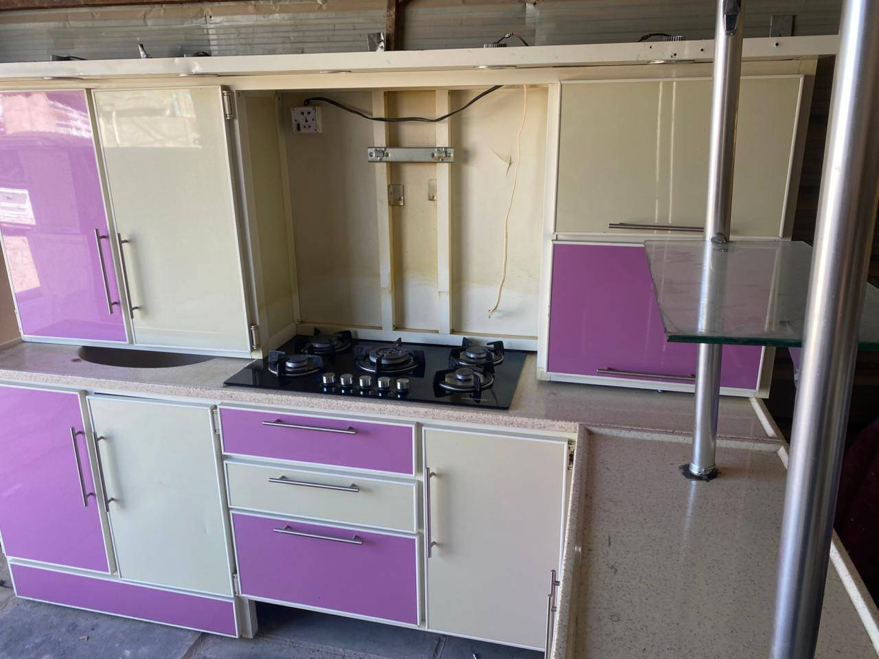 كاونتر مرمر تفصال ثكيل نضيف كلش كلش هوه والطباخ  
سعره ٥٠٠ شراي يراسلني 
مكاني بغداد جكوك


**إذا كنت صاحب هذا الإعلان وتريد حذفه لأي سبب، رجاءا أرسل رسالة إلى الدعم الفني**