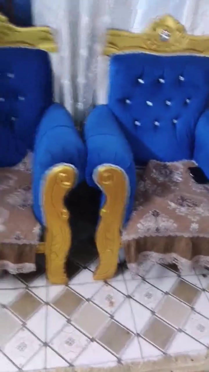 تخم اخو الجديد للبيع ب 400 وبي مجال 
***********
