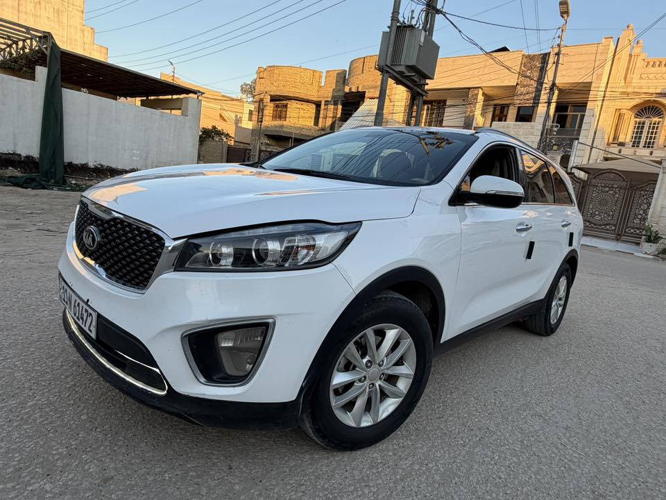 السلام عليكم ورحمة 
سورنتو موديل16 شكل 20
وارد امريكي 
رقم بغداد انكليزي
ماشيه 90 الف حقيقي
المواصفات
شاشه كامرا
تحكم جهتين
لد امامي خلفي
كشاف
داخل لونين صاج
اشاره بالمري
ويلكب 17
ميكينه 2400
كير خير من لله
حداديه جديده
تبريد ثلج
حادثه فقط بنيد وملاونين الجاملغات ويا فقط بدون داخل 
صور الحادث موجوده  يعني صبغ فقط رش مابيه اي ضرر
سياره مال جناي يعني حاهزه الاخير متذب عليه الف من كلش 
السعر 154 وبيه مجال 
مكاني بابل ***********
