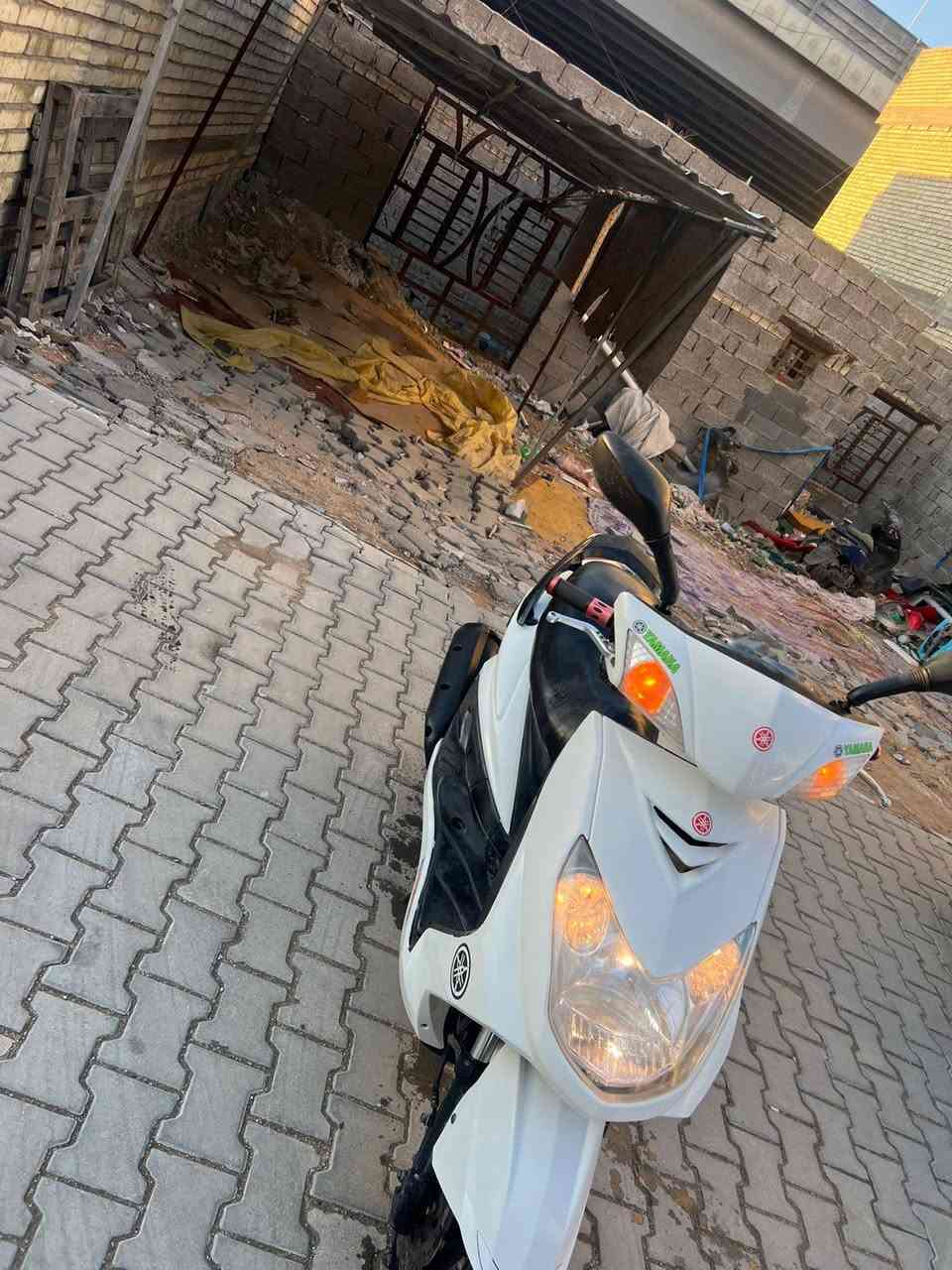 للبيع دراجه سكنس فحل مال رمبه   ماشيه 18الف حقيقي كفراته اصليه  محرك بلادي برغي مملعوب بيه كهربائيات كلها شغاله وراقها كامله أوي نقص مابيها السعر (800》الف العنوان بغداد الكرخ الاتصال على الرقم*********** بغداد, العراق
