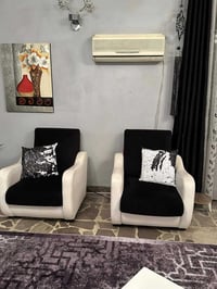 ٨ مقاعد • يصير سرير • جلد