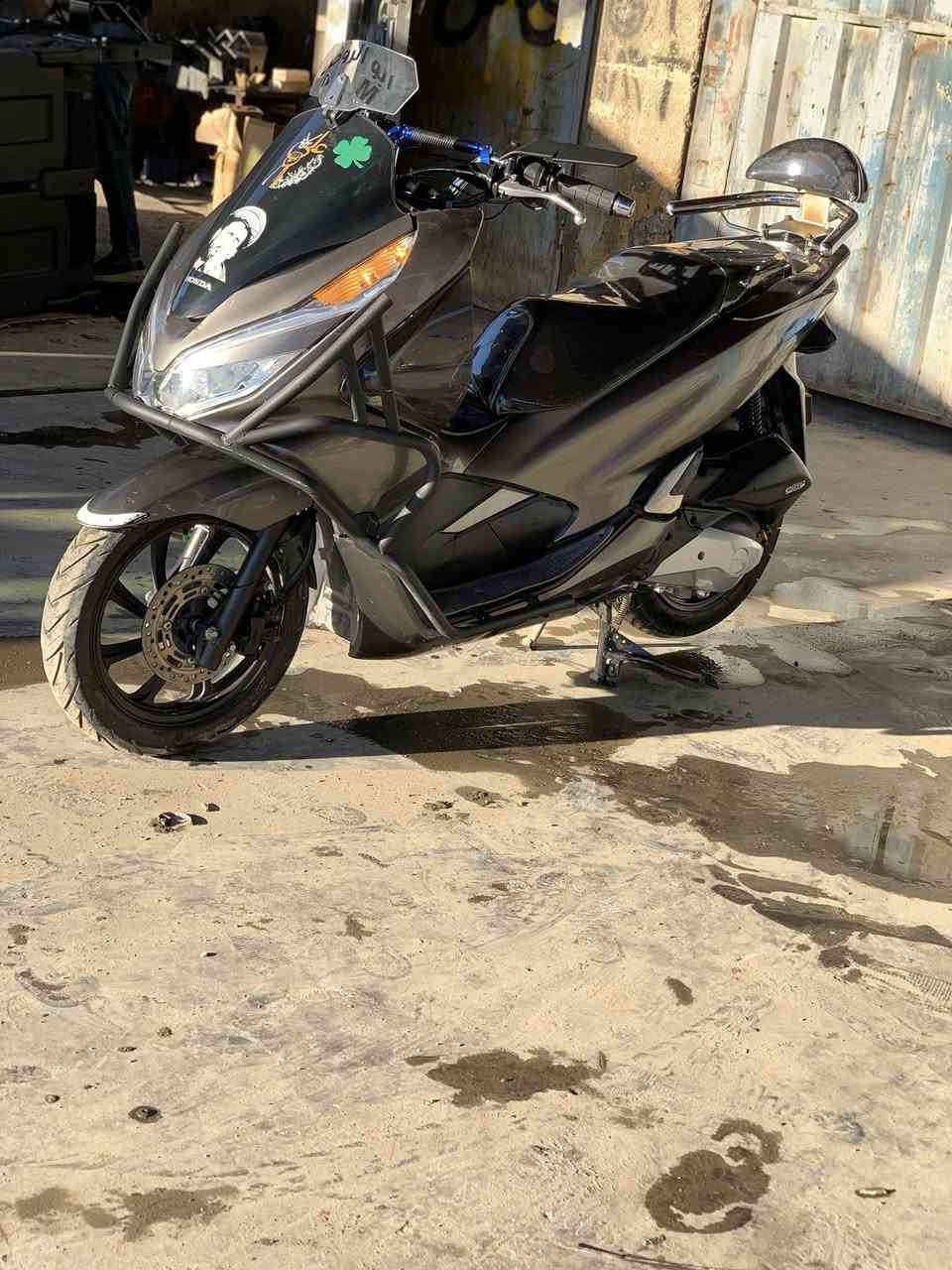 سلام عليكم جيل ٣ ياباني مكفوله من كلشي شلعه ومعدل فول دراجه نضيفه فول موصفات بيه غراض خير من الله  العنوان بغداد مدينت الصدر ***********
