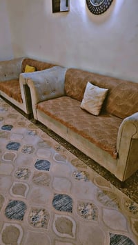 تختم ١٠ مقاعد للبيع السعر ٦٠٠ وبي مجال 07737360715