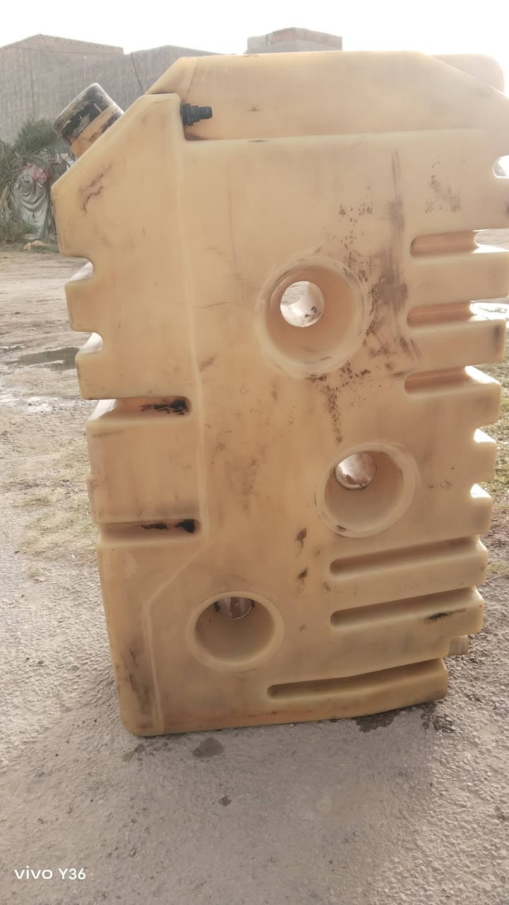 السلام عليكم وصلتنا وجبه تانكيات جهتين جهه السائق وجهه العبري رقم الهاتف ***********
