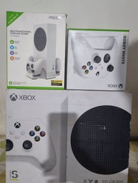 اكس بوكس سيريس S • بغداد • يدات ٢`,`قاعده شحن وتبريد`,`بطاريات ٣`,`ماك...