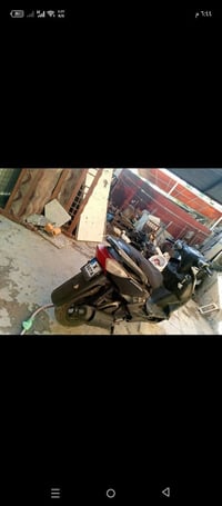 هايه دراجه سكنس نثيه خلصت بانزين و طفت بعد ما اشتغلت كهربائياتها شغاله...