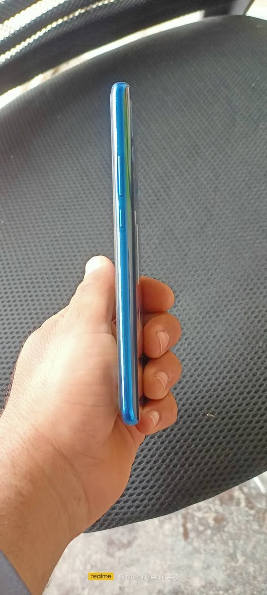 السلام عليكم عندي واي 9برايم مبدل البطاريا فقط الباقي كلو شرط السعر 70وبي مجال ***********
